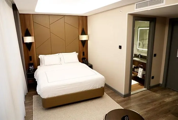 Otel Pl Managed By Dedeman 4*